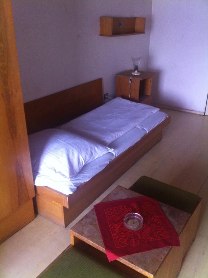Hotel Belohlavek Holoubkov ภายนอก รูปภาพ