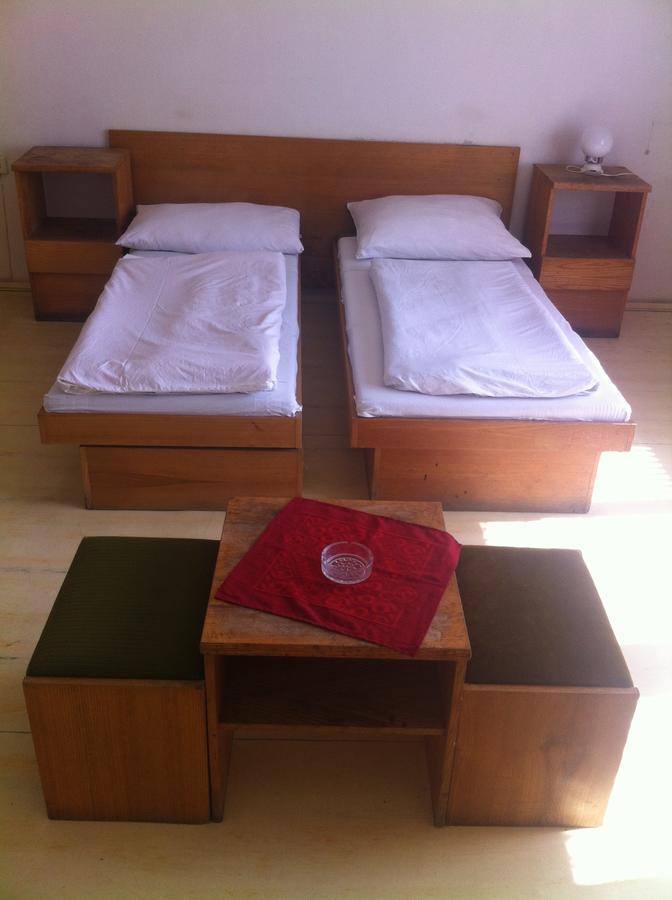 Hotel Belohlavek Holoubkov ภายนอก รูปภาพ