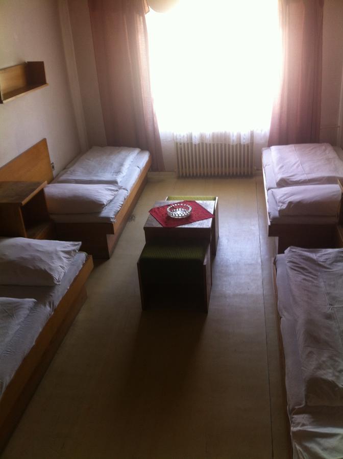 Hotel Belohlavek Holoubkov ห้อง รูปภาพ